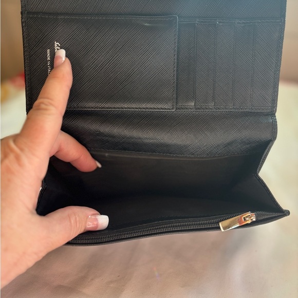 Salvatore Ferragamo Black Vara Ribbon Silver Bi-fold Authentic - Picture 4 of 7